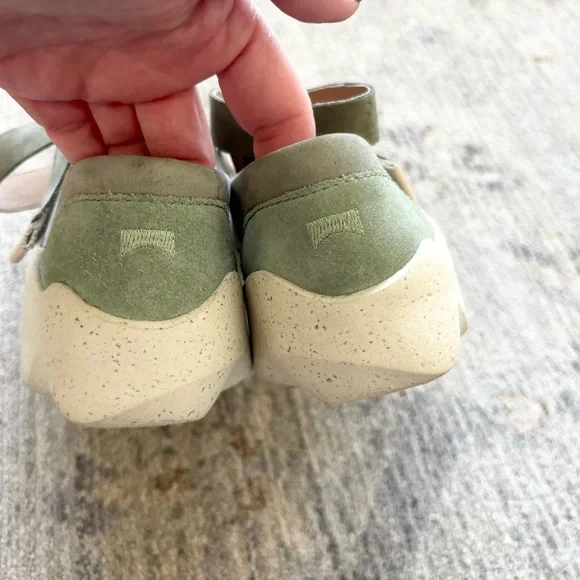 CAMPER DUD SNEAKERS SIZE 10 TRENDY STYLISH ACTIVE SPORTY MODERN - Picture 3 of 9